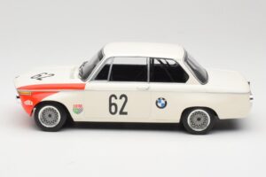 BMW 2002 tiK BMW AG #1 H. Hahne / D. Quester Class Winner Guards International 6 Hours Brands Hatch 1969 Minichamps 1:18 1556 — снимка 3 от 6