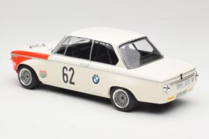 BMW 2002 tiK BMW AG #1 H. Hahne / D. Quester Class Winner Guards International 6 Hours Brands Hatch 1969 Minichamps 1:18 1556 — снимка 5 от 6