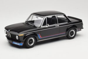 BMW 2002 Turbo Черен Minichamps 1:18 155026204 Метал