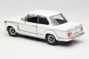 BMW 2002 Turbo E10 Бял Anson 1:18 30393 Метал — снимка 7 от 8