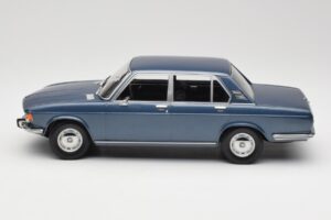 BMW 2500 E3 Blue Metallic Minichamps 1:18 155029200 Метал — снимка 3 от 6