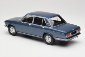 BMW 2500 E3 Blue Metallic Minichamps 1:18 155029200 Метал — снимка 5 от 6