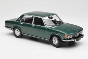 BMW 2500 E3 Green Metallic Minichamps 1:18 155029201 Метал — снимка 4 от 6