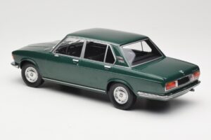 BMW 2500 E3 Green Metallic Minichamps 1:18 155029201 Метал — снимка 5 от 6