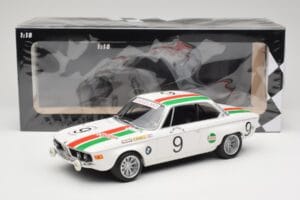 BMW 2800 CS E9 #9 Castrol BMW T. Moorkens / E. Haxhe 24 Hours of Spa 1971 Minichamps 1:18 155712709 Метал — снимка 6 от 6