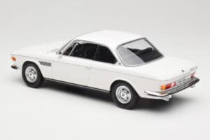 BMW 2800 CS E9 Бял Minichamps 1:18 155028030 Метал — снимка 5 от 6