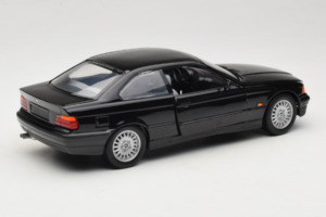 BMW 3 Series E36 Coupe Черен UT Models 1:18 BMW009 Метал — снимка 3 от 8