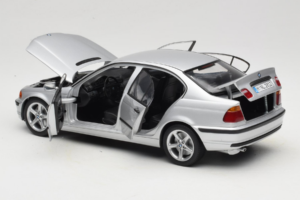 BMW 3 Series E46 Сребрист UT Models 1:18 80439421535 Метал — снимка 5 от 8