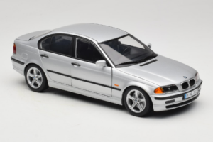 BMW 3 Series E46 Сребрист UT Models 1:18 80439421535 Метал — снимка 6 от 8