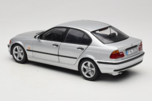 BMW 3 Series E46 Сребрист UT Models 1:18 80439421535 Метал — снимка 7 от 8