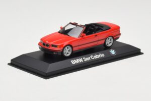 BMW 3 Series E30 Кабриолет Червен Minichamps 1:43 80429421500 Метал — снимка 2 от 4