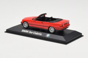 BMW 3 Series E30 Кабриолет Червен Minichamps 1:43 80429421500 Метал — снимка 3 от 4