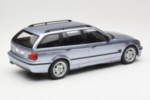 BMW 3 Series E36 Touring Blue Metallic MCG 1:18 MCG18365 Метал — снимка 2 от 6
