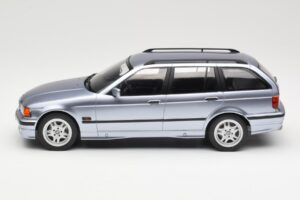 BMW 3 Series E36 Touring Blue Metallic MCG 1:18 MCG18365 Метал — снимка 3 от 6