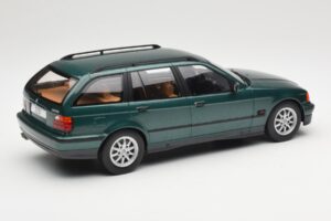 BMW 3 Series E36 Touring Green Metallic MCG 1:18 MCG18366 Метал — снимка 2 от 6