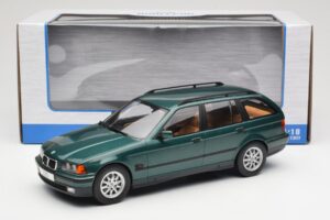 BMW 3 Series E36 Touring Green Metallic MCG 1:18 MCG18366 Метал — снимка 6 от 6