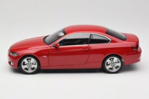 BMW 3 Series E92 Червен Kyosho 1:18 80430407219 Метал — снимка 4 от 8