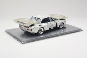 BMW 3.0 CSL Art Car Frank Stella Minichamps 1:18 80430150928 Метал — снимка 3 от 6