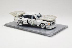 BMW 3.0 CSL Art Car Frank Stella Minichamps 1:18 80430150928 Метал — снимка 4 от 6