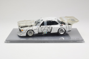 BMW 3.0 CSL Art Car Frank Stella Minichamps 1:18 80430150928 Метал