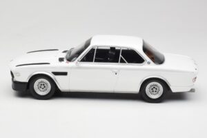 BMW 3.0 CSL E9 Chamonix White Otto 1:18 OT1145 Смола — снимка 3 от 6