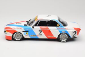 BMW 3.0 CSL E9 #2 Luigi Racing A. de Fierlant / P. Xhenceval Winners 24 Hours of Spa 1975 Minichamps 1:18 155752602 Метал — снимка 3 от 6
