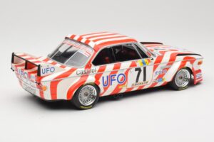 BMW 3.0 CSL E9 #71 Luigi Racing P. Xhenceval / J. Dieudonné 24 Hours of Le Mans 1977 Minichamps 1:18 155772571 Метал — снимка 2 от 6
