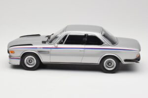 BMW 3.0 CSL E9 Polaris Silver Minichamps 1:18 155028135 Метал — снимка 3 от 6