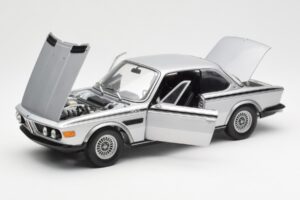 BMW 3.0 CSL E9 Сребрист Minichamps 1:18 180029020 Метал — снимка 2 от 8