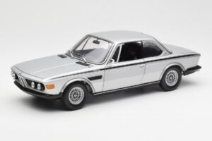 BMW 3.0 CSL E9 Сребрист Minichamps 1:18 180029020 Метал