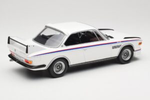 BMW 3.0 CSL E9 Бял Minichamps 1:18 155028136 Метал — снимка 2 от 6