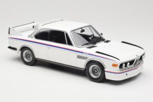 BMW 3.0 CSL E9 Бял Minichamps 1:18 155028136 Метал — снимка 4 от 6