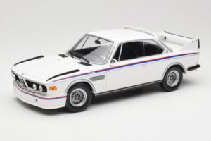 BMW 3.0 CSL E9 Бял Minichamps 1:18 155028136 Метал