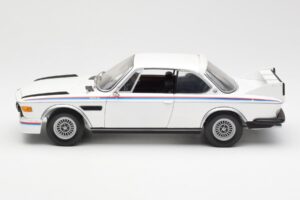 BMW 3.0 CSL E9 Със Спойлер Комплект Бял Minichamps 1:18 180029021 Метал — снимка 4 от 8