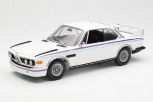 BMW 3.0 CSL E9 Със Спойлер Комплект Бял Minichamps 1:18 180029021 Метал