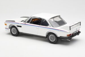 BMW 3.0 CSL E9 Със Спойлер Комплект Бял Minichamps 1:18 180029021 Метал — снимка 7 от 8