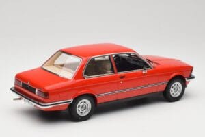 BMW 316 E21 Червен Minichamps 1:18 107024100 Смола — снимка 2 от 6
