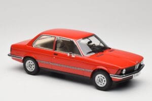 BMW 316 E21 Червен Minichamps 1:18 107024100 Смола — снимка 4 от 6
