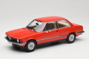 BMW 316 E21 Червен Minichamps 1:18 107024100 Смола