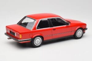 BMW 323i E21 Червен Minichamps 1:18 155026000 Метал — снимка 2 от 6
