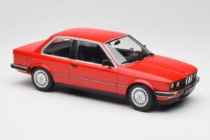 BMW 323i E21 Червен Minichamps 1:18 155026000 Метал — снимка 4 от 6