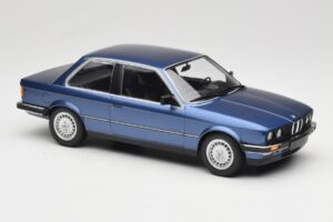 BMW 323i E30 Blue Metallic Minichamps 1:18 155026002 Метал — снимка 4 от 6