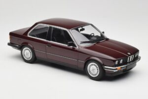 BMW 323i E30 Dark Red Metallic Minichamps 1:18 155026007 Метал — снимка 4 от 6