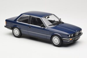BMW 323i E30 Saturn Blue Minichamps 1:18 155026009 Метал — снимка 4 от 6