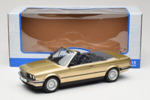 BMW 325i E30 Кабриолет Бежов MCG 1:18 MCG18544 Метал — снимка 6 от 6