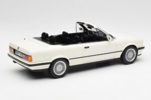BMW 325i E30 Кабриолет Alpine Бял Norev 1:18 183213 Метал — снимка 2 от 6