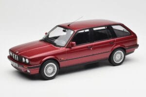 BMW 325i E30 Touring Червен Metallic Norev 1:18 183218 Метал