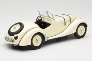 BMW 328 Roadster Бял Minichamps 1:18 80435A8F228 Метал — снимка 2 от 6