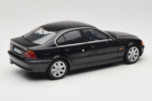 BMW 328i E46 Черен UT Models 1:18 80439422373 Метал — снимка 3 от 8