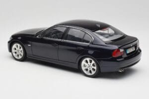 BMW 330i E46 Черен Kyosho 1:18 08731RB Метал — снимка 7 от 8